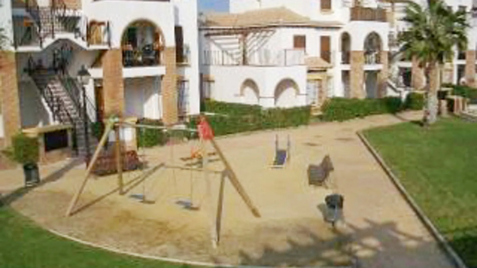 Sunny 2-Bedroom Apartment With Access To Multiple Swimming Pools Only Vera 0*,