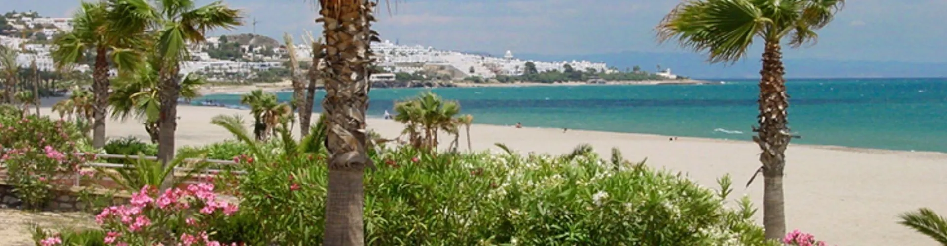 Sunny 2-Bedroom Apartment With Access To Multiple Swimming Pools Only ベラ